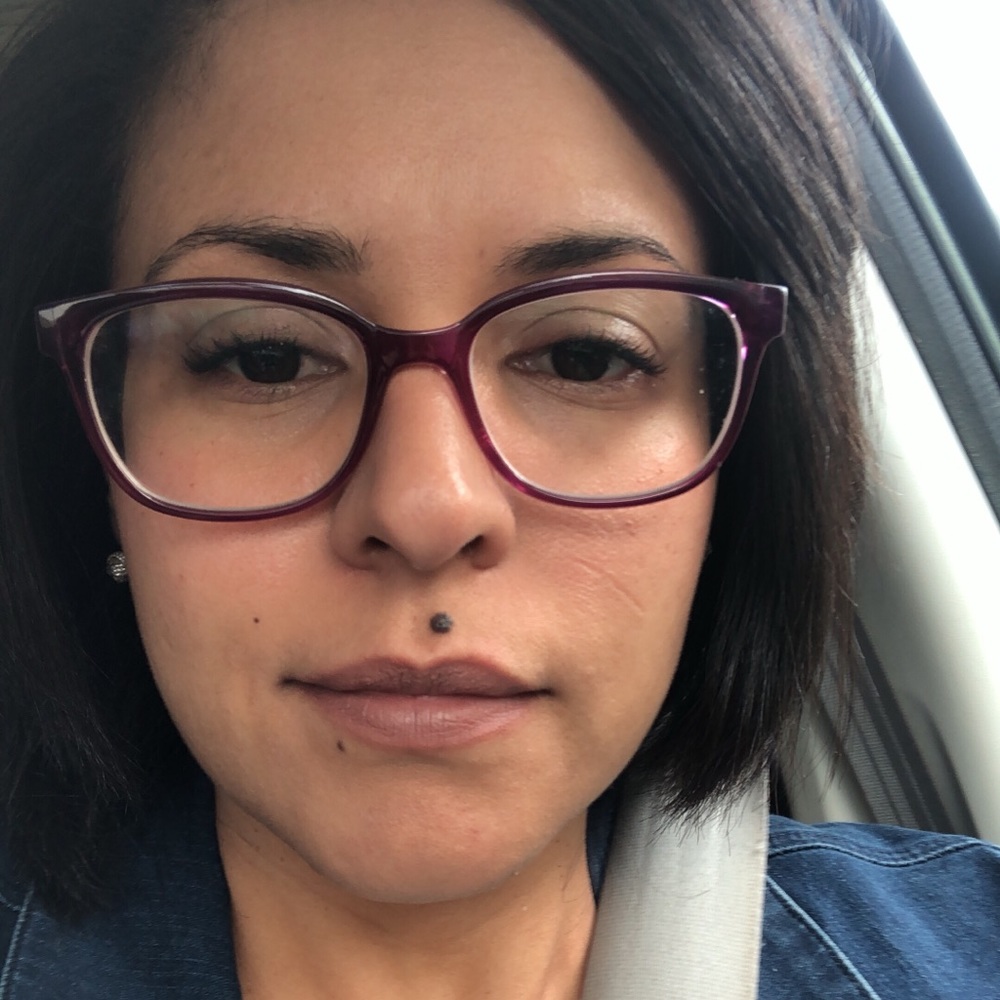 Meet your Posher, Tita